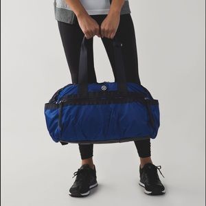 Lululemon Athletica Gym to Win Bag